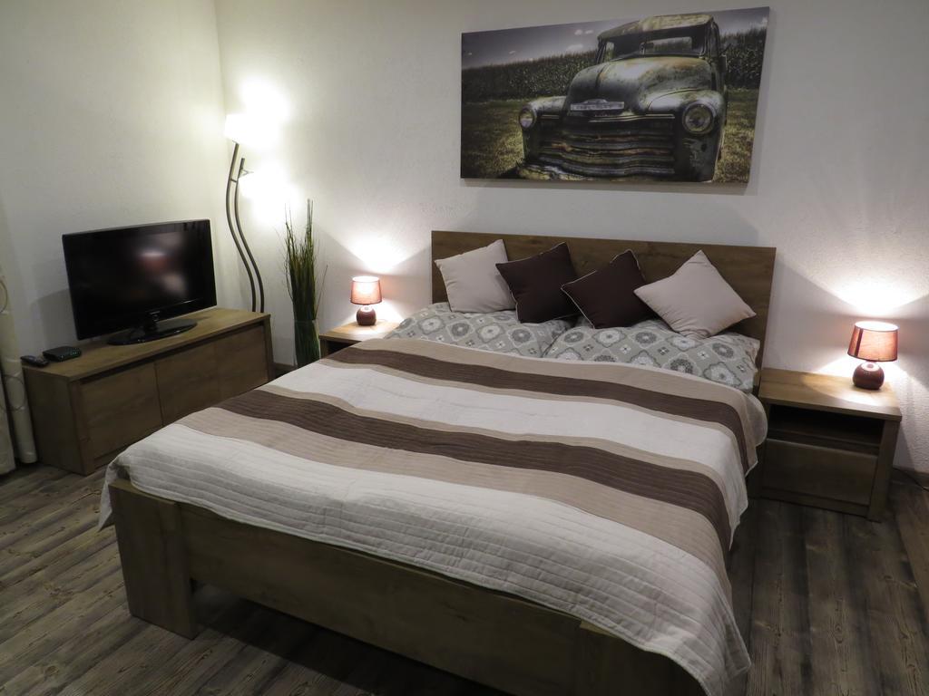 Apartmán Route 18 Liptovský Mikuláš Esterno foto