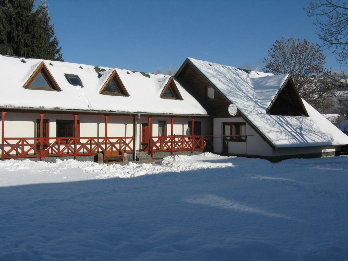 Apartmán Route 18 Liptovský Mikuláš Esterno foto
